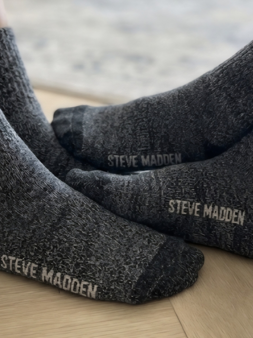 Steve Madden Gray Black Crew Socks - 2 Pack EUC Women's Size US 4-9
